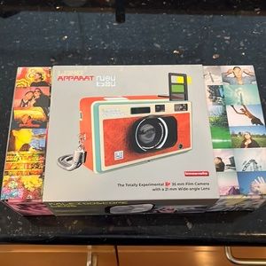 Lomography LomoApparat 21mm Wide-Angle 35mm Camera, Neubau Edition NWT